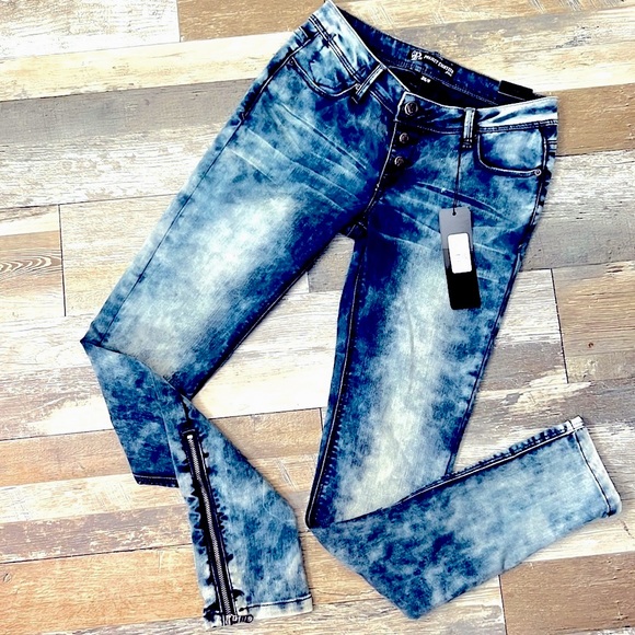 Project 18 NWT Booty lifting blue  jeans 28/9 Labella skinny ankle zipper unisex - Picture 1 of 16